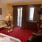 Pella 3* 詹尼察
