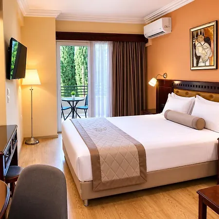 Hotel Pella 3*