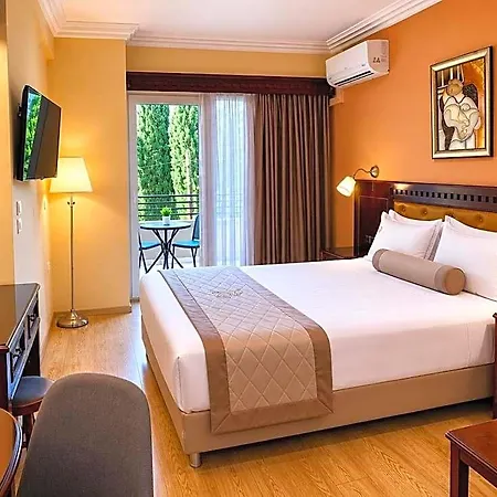 Pella Hotel 3*