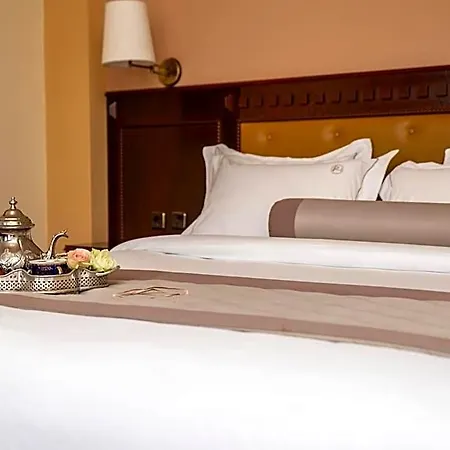 Pella Hotel