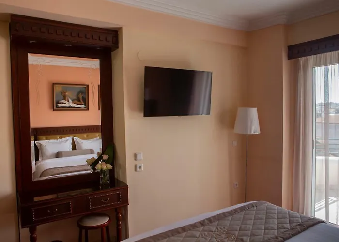 Hotel Pella 3*
